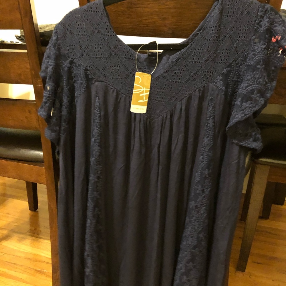 Brand new Suzanne Betro shirt